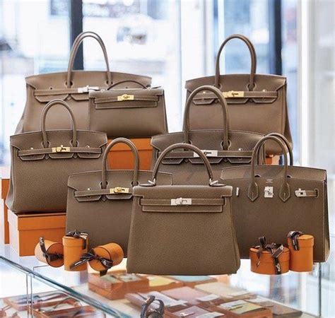 A Deep Dive into Hermès Étoupe: Why It’s Always at .